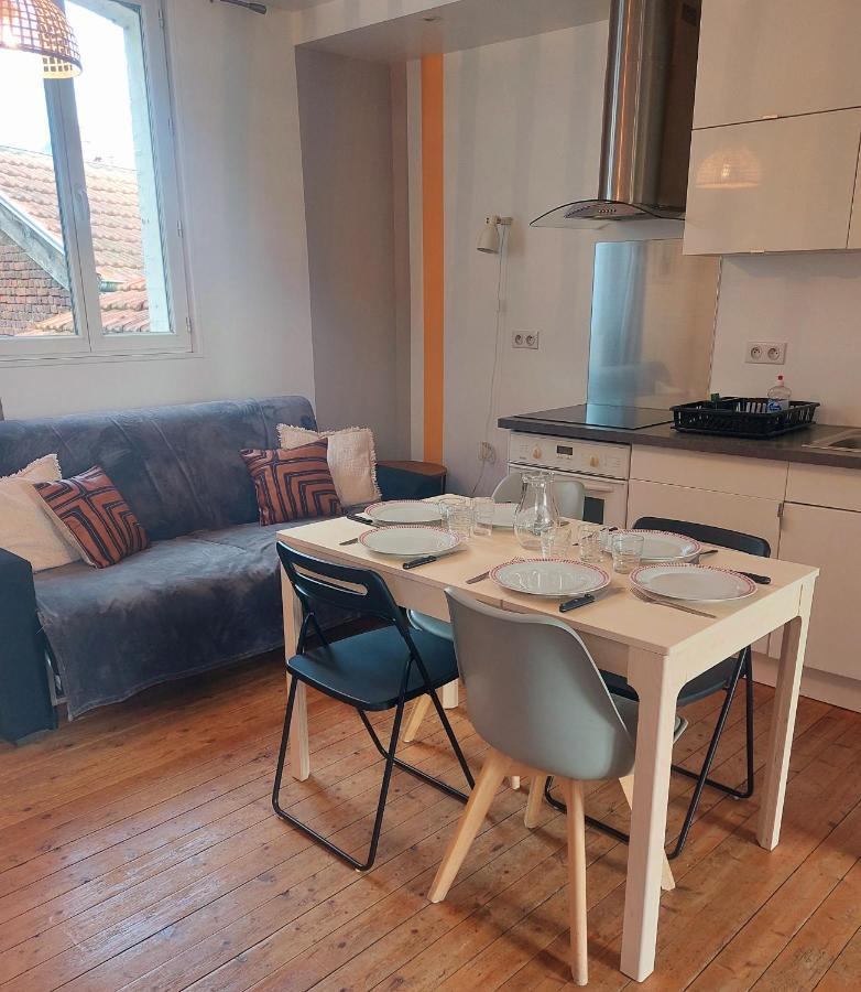Les Belles Terrasses Dieppe ,3 Appartements , Le Vegetal De 1 A 8 Personnes , Le Tropical De 1 A 6 Personnes , Le Floral Avec Terrasse De 1 A 3 Personnes , Quartier Calme Au Stationnement Gratuit A Cote De L'Avenue Verte Экстерьер фото