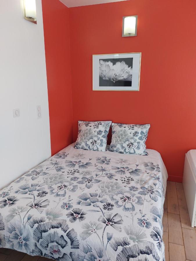 Les Belles Terrasses Dieppe ,3 Appartements , Le Vegetal De 1 A 8 Personnes , Le Tropical De 1 A 6 Personnes , Le Floral Avec Terrasse De 1 A 3 Personnes , Quartier Calme Au Stationnement Gratuit A Cote De L'Avenue Verte Экстерьер фото